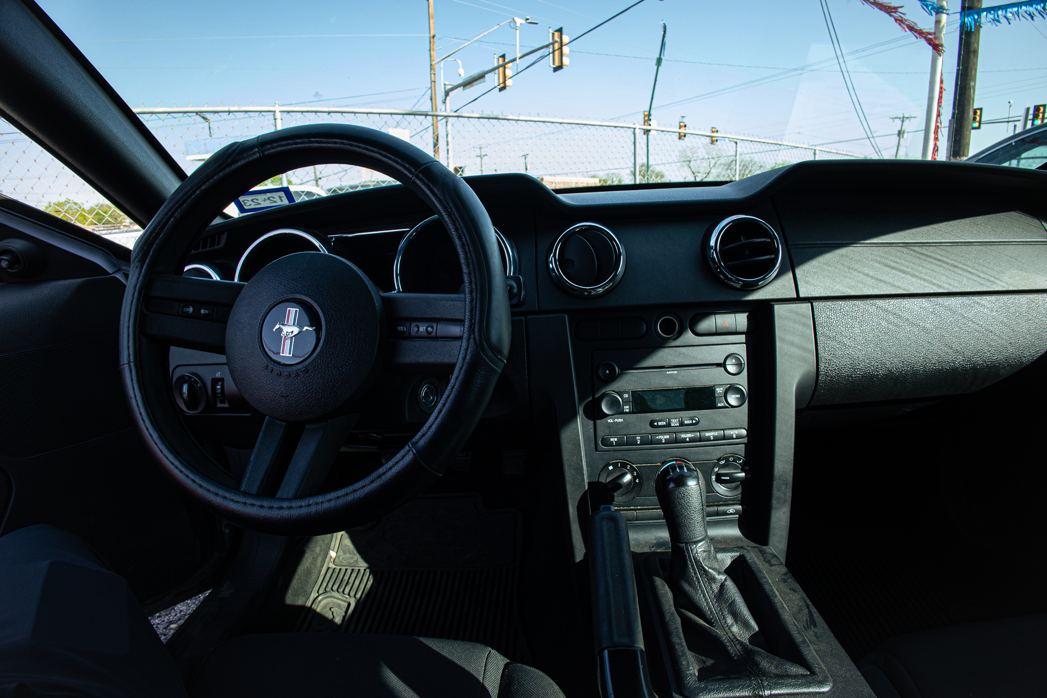 
								2007 Ford Mustang full									