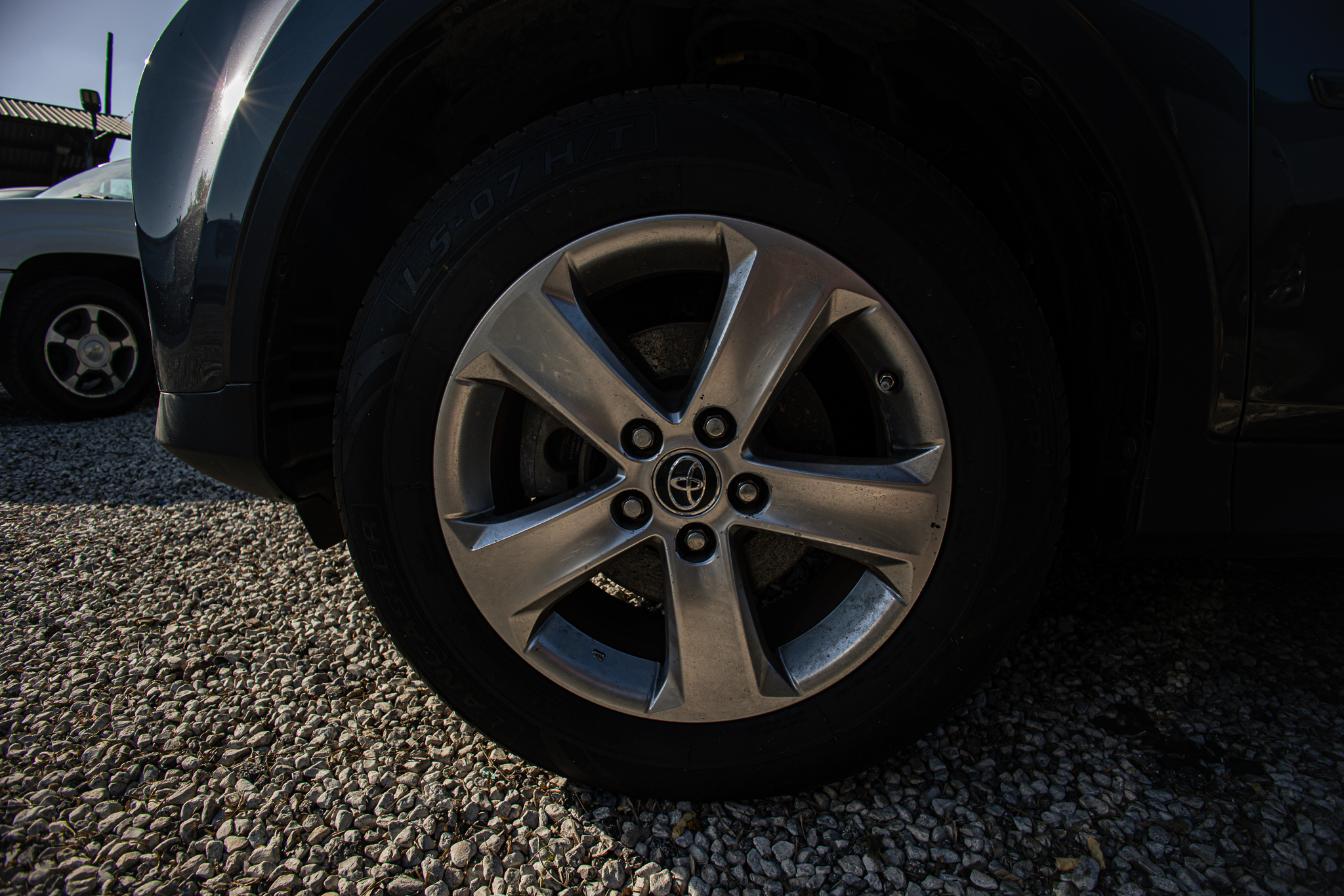 
								2015 Toyota RAV4 full									