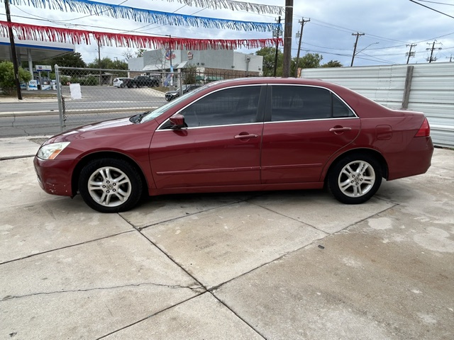 
								2007 Honda Accord full									