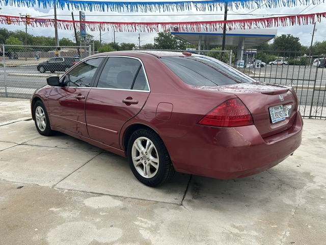 
								2007 Honda Accord full									