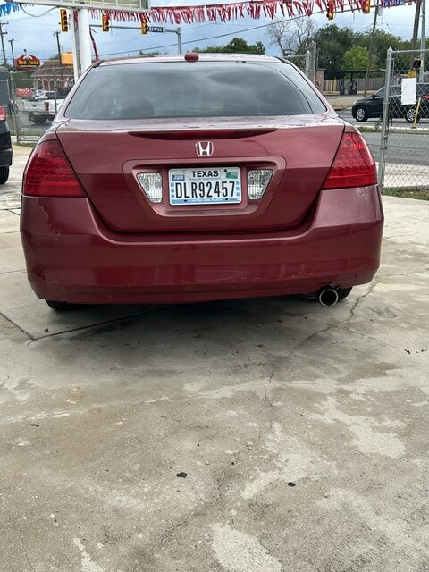 
								2007 Honda Accord full									