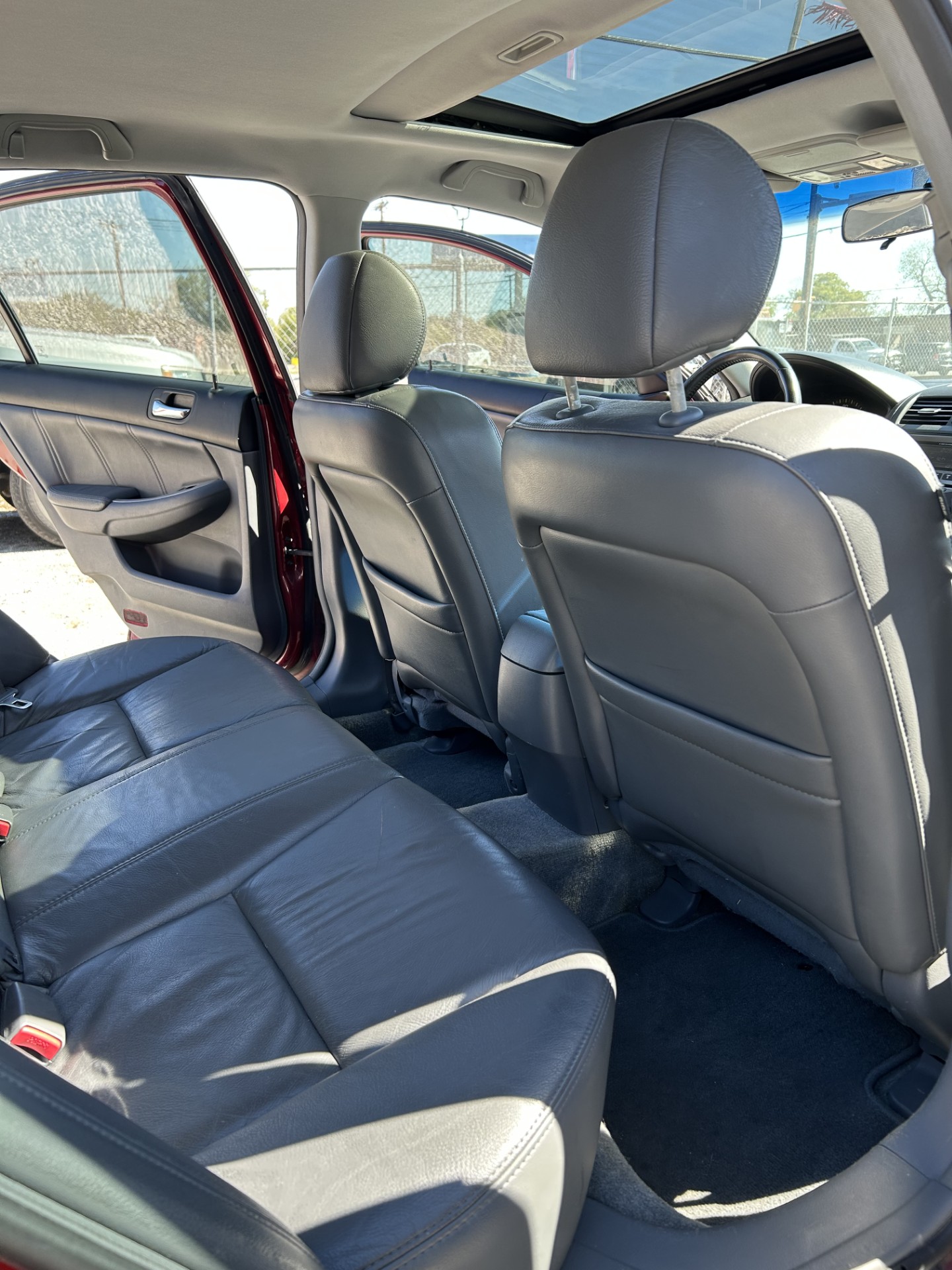 
								2007 Honda Accord full									