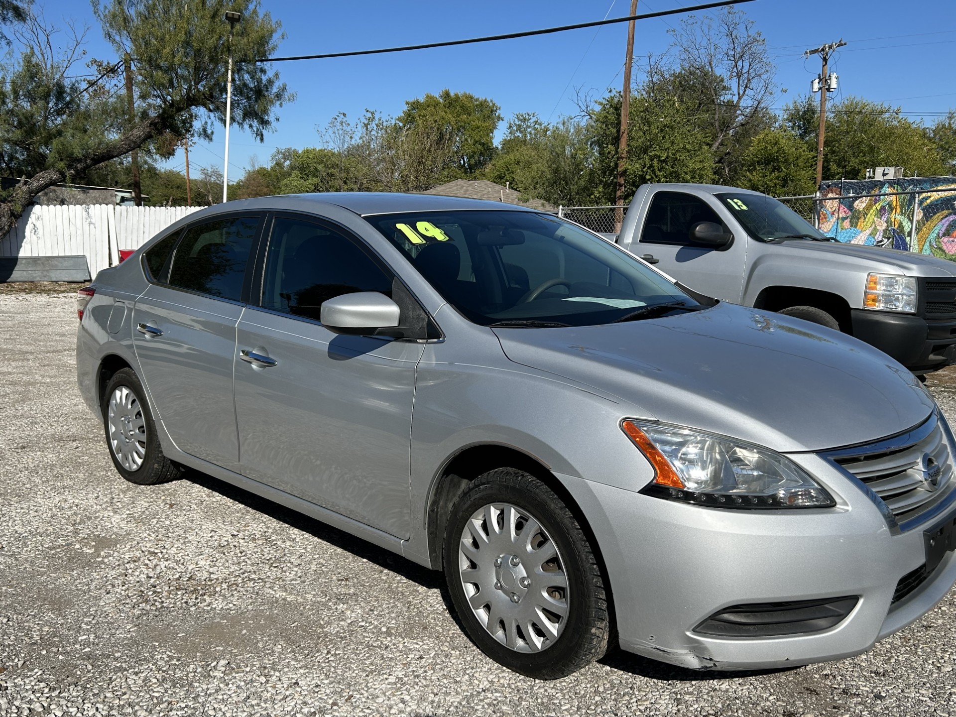 
								2014 Nissan Sentra full									