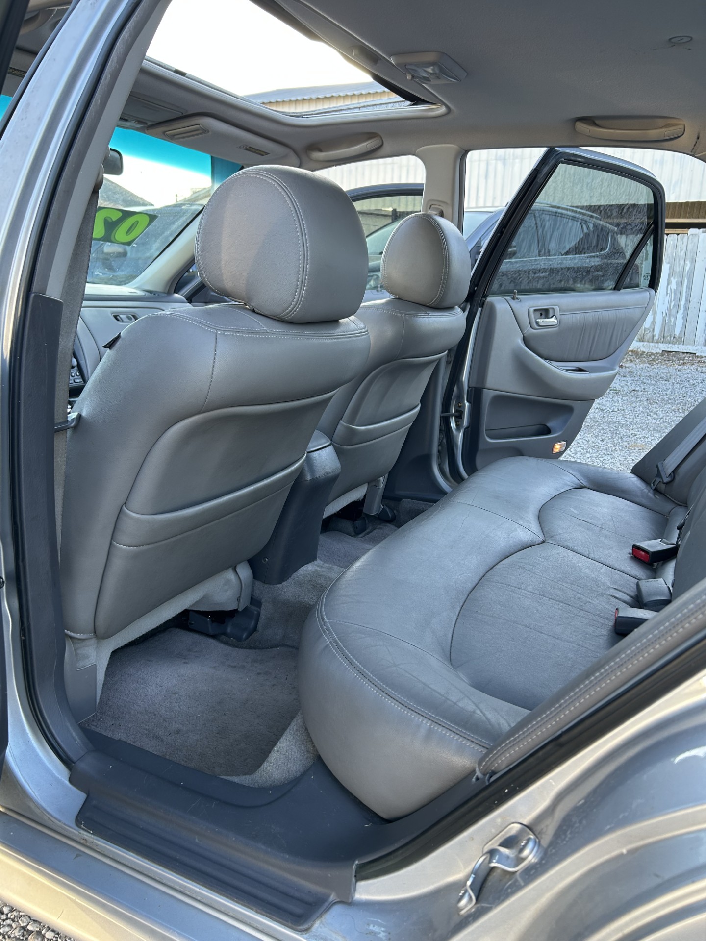 
								2002 Honda Accord full									