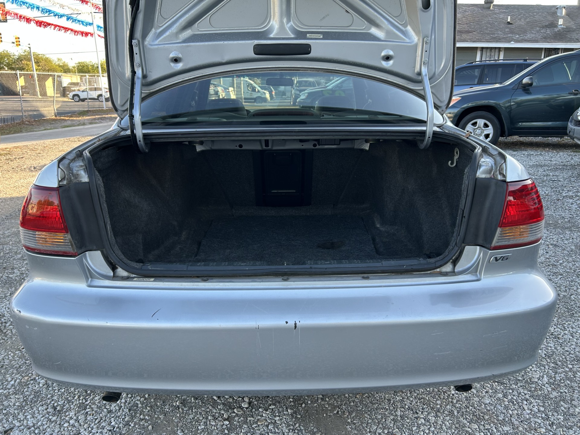 
								2002 Honda Accord full									