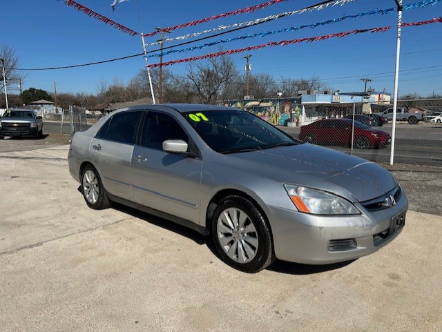 
								2007 HONDA ACCORD full									