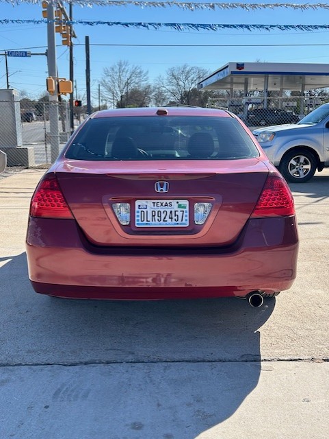 
								2007 Honda Accord full									