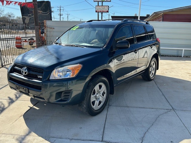 
								2012 Toyota RAV4 full									