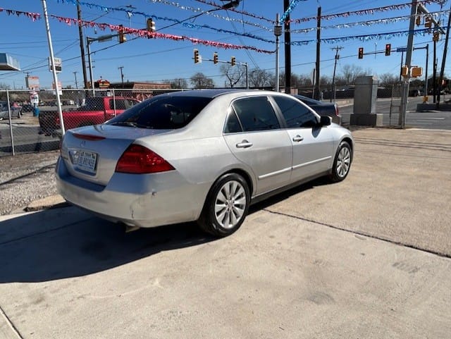 
								2007 HONDA ACCORD full									