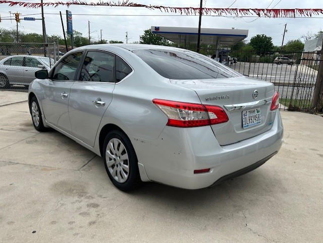 
								2013 NISSAN SENTRA full									