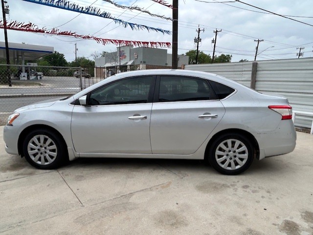 
								2013 NISSAN SENTRA full									