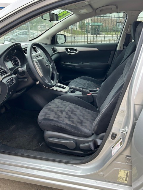 
								2013 NISSAN SENTRA full									