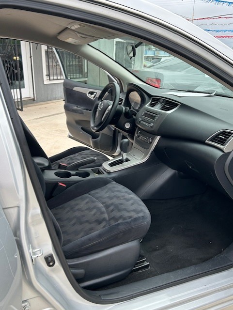 
								2013 NISSAN SENTRA full									