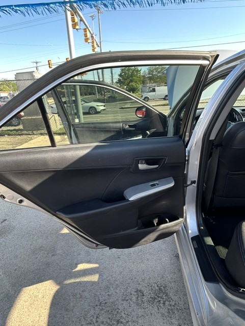 
								2014 TOYOTA CAMRY full									