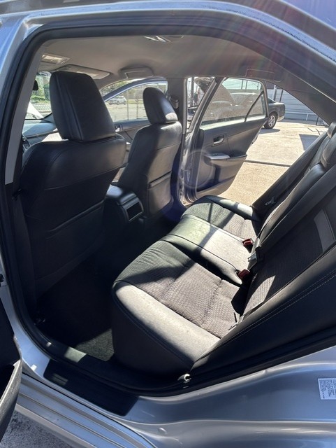 
								2014 TOYOTA CAMRY full									