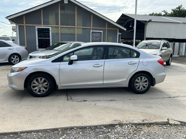 
								2012 Honda Civic full									