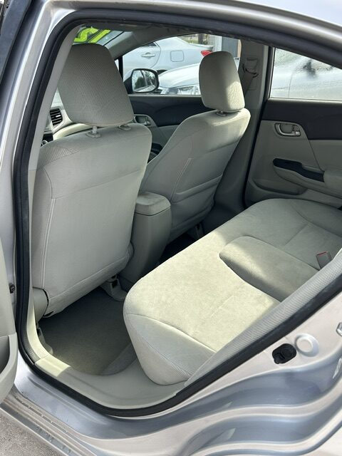 
								2012 Honda Civic full									