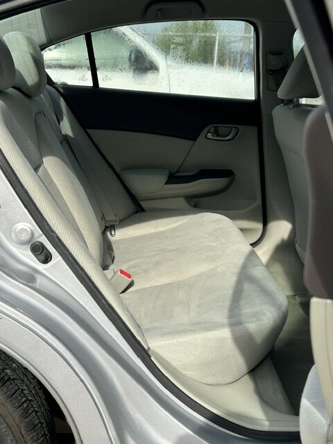 
								2012 Honda Civic full									