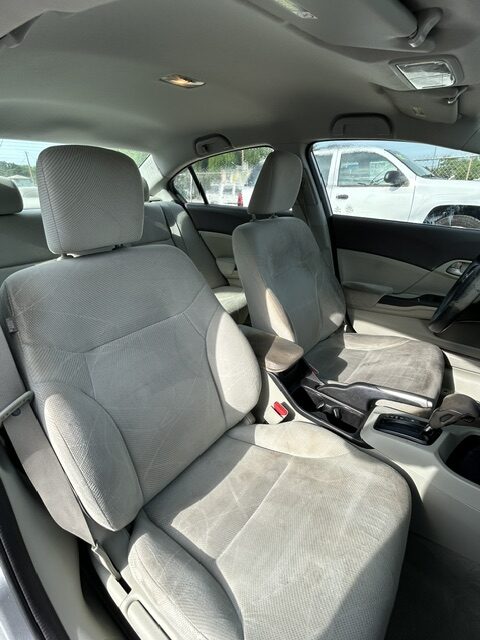 
								2012 Honda Civic full									