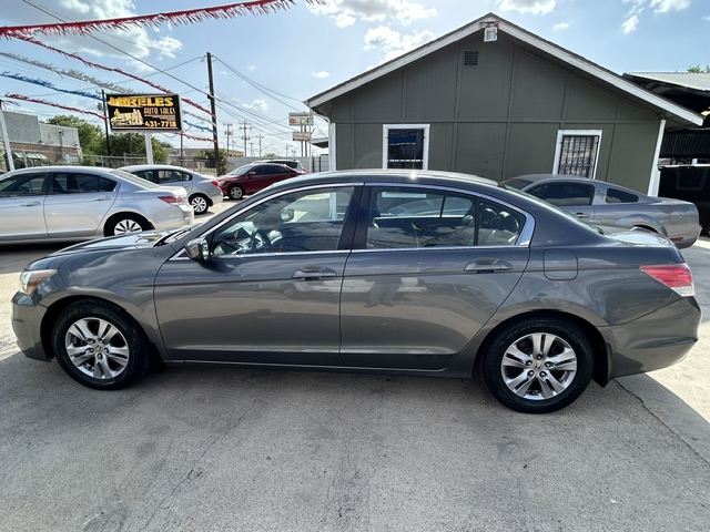 
								2012 Honda Accord full									