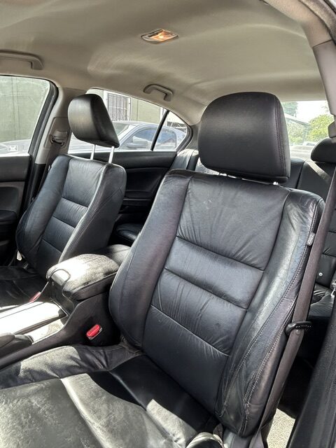 
								2012 Honda Accord full									