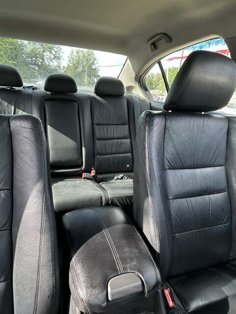 
								2012 Honda Accord full									