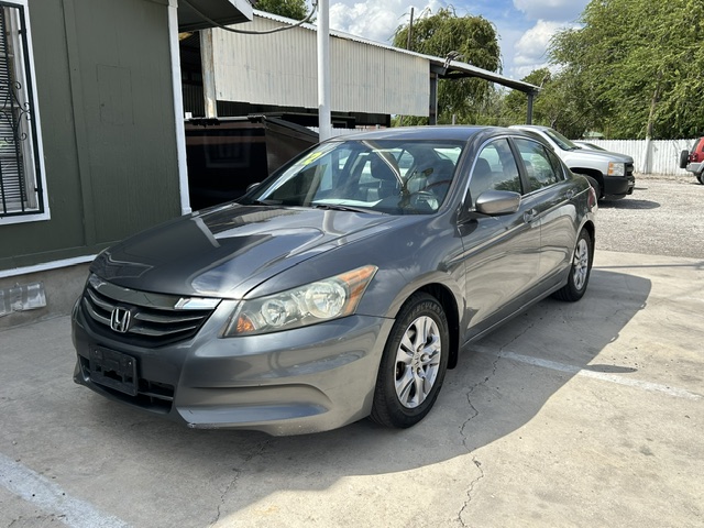 
								2012 Honda Accord full									