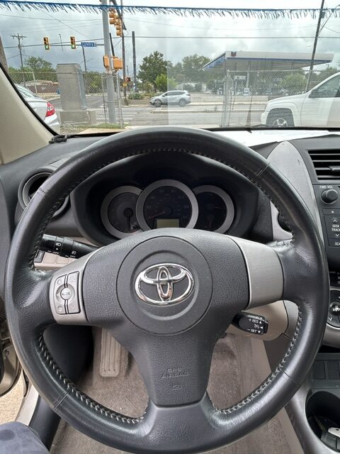 
								2007 Toyota Rav4 full									