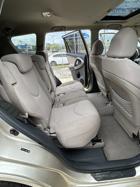 
								2007 Toyota Rav4 full									