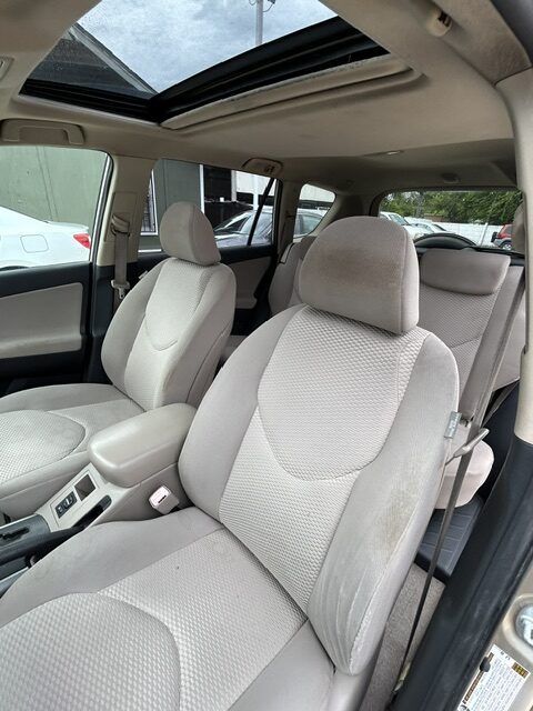
								2007 Toyota Rav4 full									